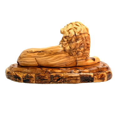 Olive Wood Lion And The Lamb Statue